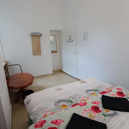Fantastic Waw - C19 Room F Varsóvia Exterior foto